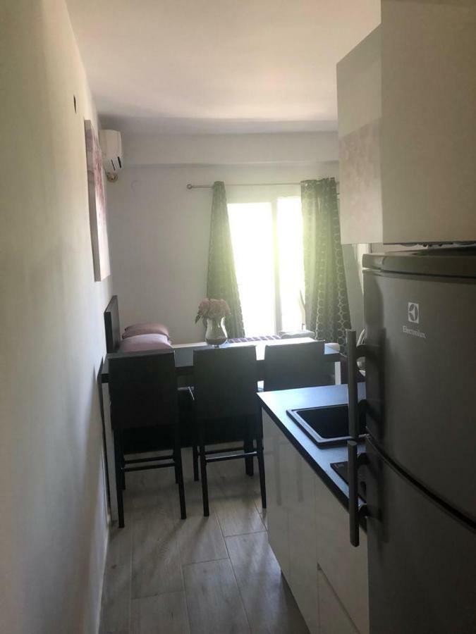 Apartmani Mihaljevic 포드고라 외부 사진